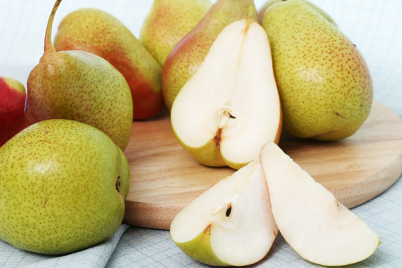 Một quả lê bao nhiêu calo? Ăn nhiều có béo không? Những lưu ý khi ăn lê có thể bạn chưa biết