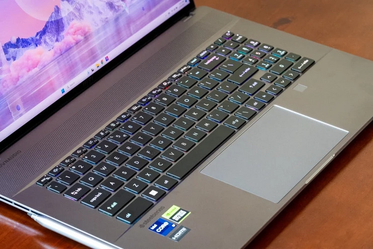Laptop MSI Creator Z17 HX Studio A14VFT-273VN - ảnh 5