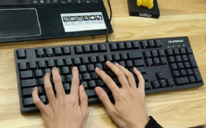Mua bàn phím máy tính laptop ở đâu uy tín - hình 1