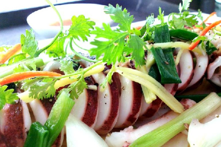 Mực lá hấp gừng hình 6