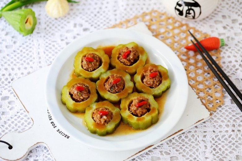 mướp đắng nhồi thịt sốt dầu hào 5