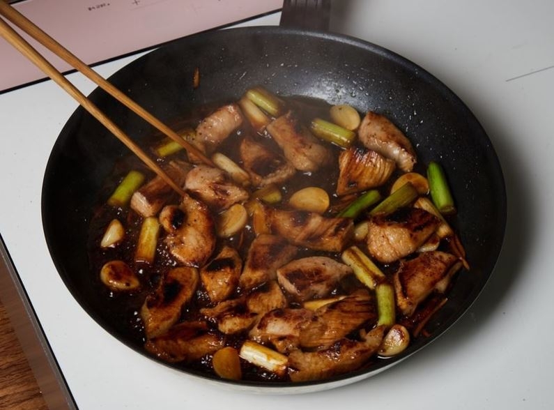 nạc nọng áp chảo 4
