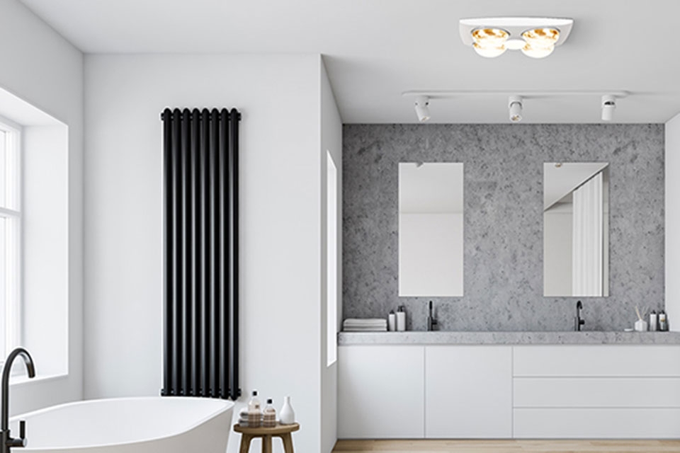 Nên chọn đèn sưởi phòng tắm loại nào để vừa ấm nhanh vừa an toàn cho gia đình?