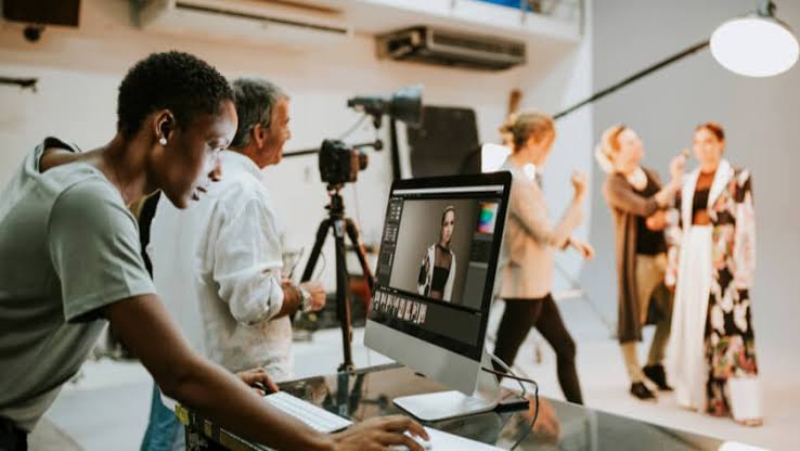 Nên học Marketing hay Truyền thông? - hình 8