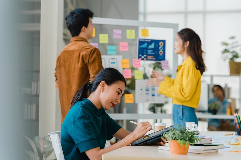 Nên học Marketing hay Truyền thông? - hình 9