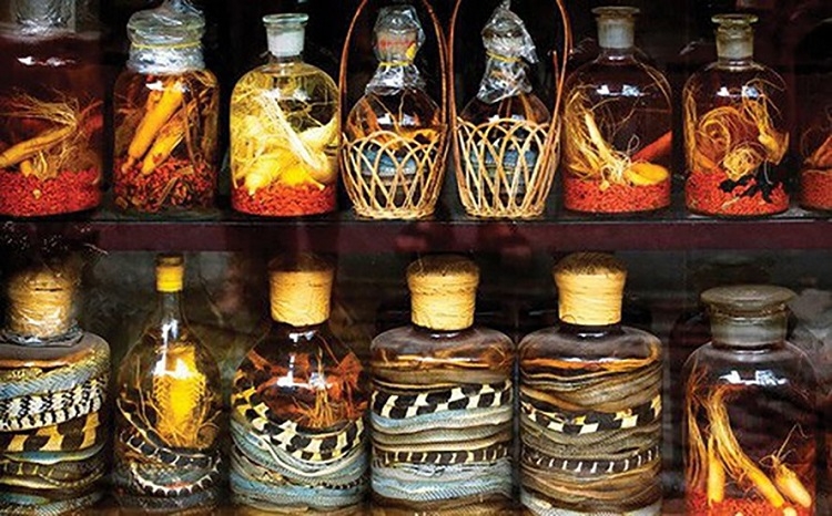 Nên ngâm rượu bằng bình gì? (Hình 1)