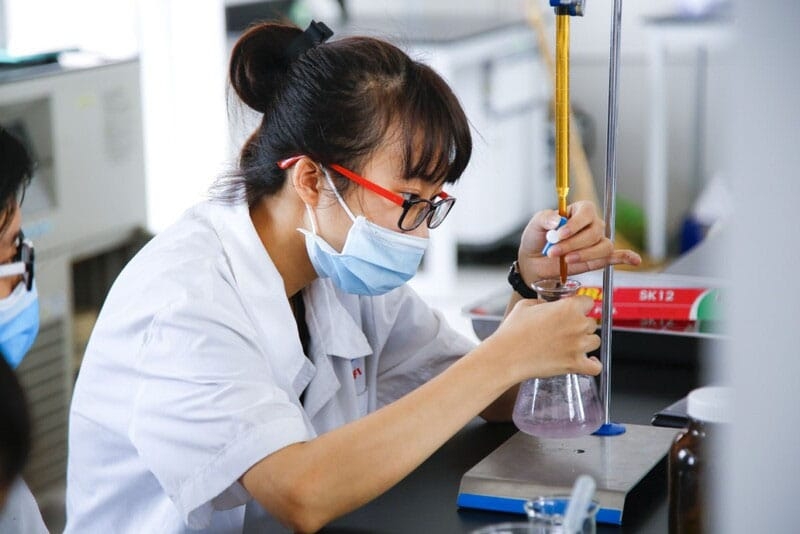 nganh hoa hoc xet tuyen khoi nao