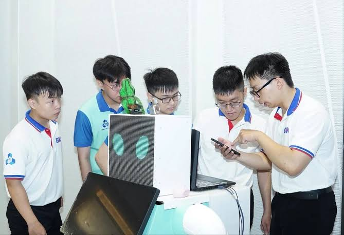 Ngành Robot học gì 7