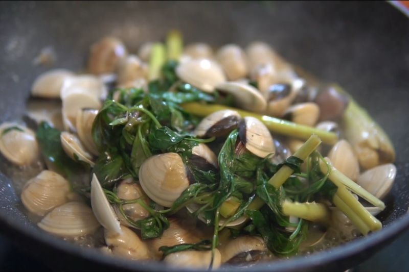 Ngao xào húng quế ảnh 4