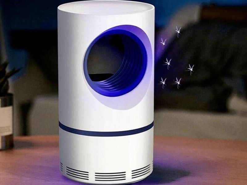 Đèn bắt muỗi bằng quạt