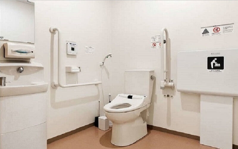 Nhà vệ sinh bị hôi 3