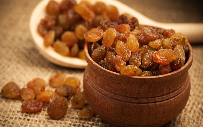 Ăn nho khô có tác dụng gì