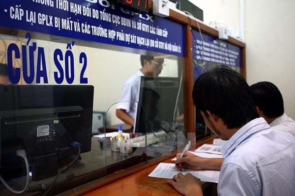 những ai cần đổi giấy phép lái xe (2)