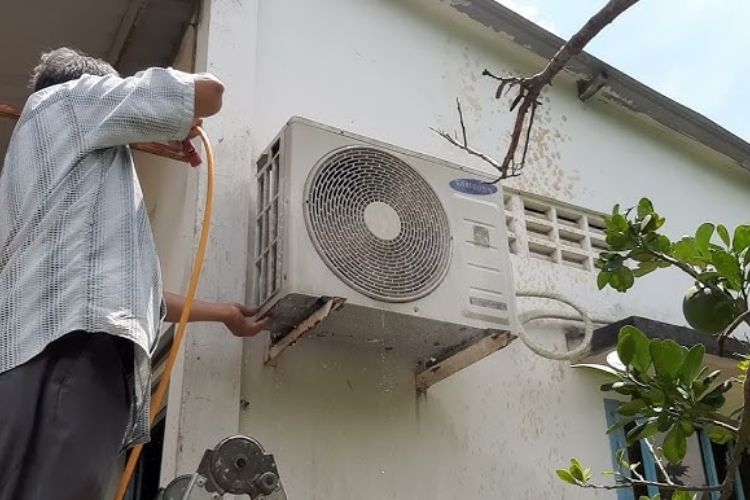 Nổ cục nóng điều hoà 3