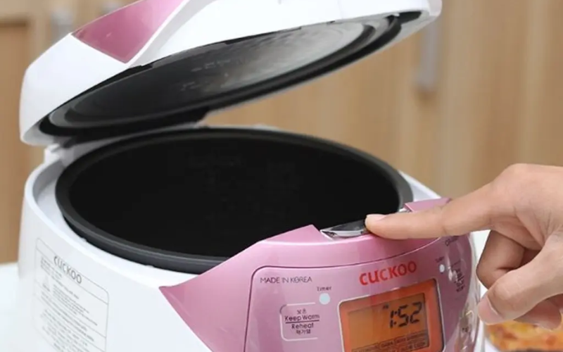nồi cơm điện Cuckoo không vào điện (ảnh 2)