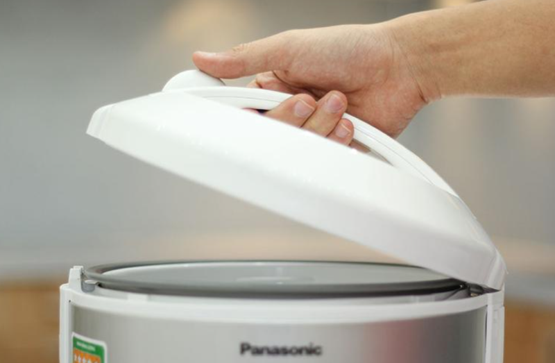 nồi cơm điện Panasonic SR-MVN18LRAX - hình 8