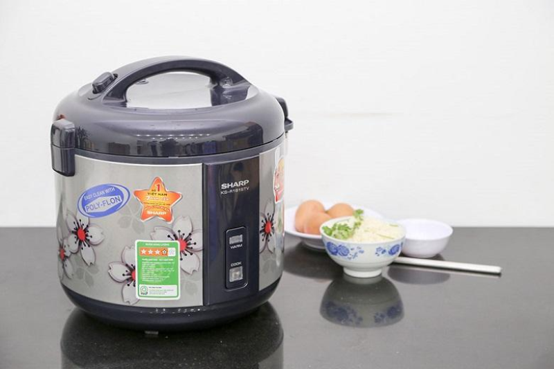 nồi cơm điện Sharp 1.8 lít​ - hình 1