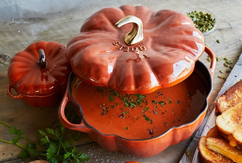nồi gang Staub của Ph&aacute;p c&oacute; tốt kh&ocirc;ng 2
