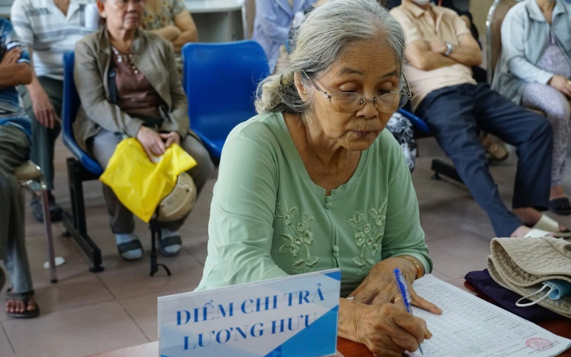 nữ bao nhiêu tuổi về hưu  (ảnh 1)