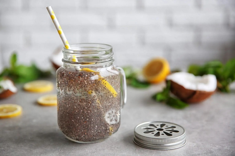 Nước dừa hạt chia ảnh 3