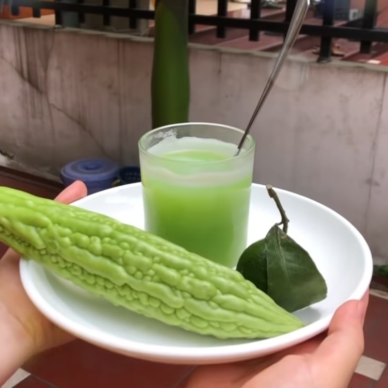 nước ép khổ qua - 2