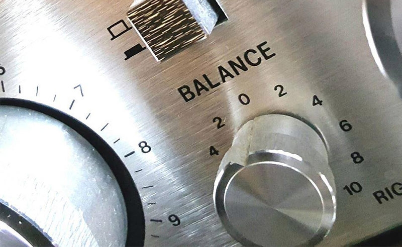 nút volume trên máy tăng âm có công dụng gì 4