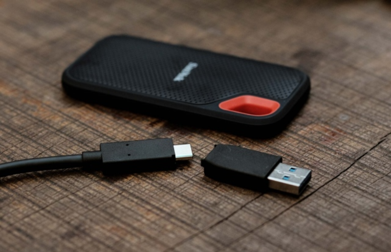 Ổ cứng di động SanDisk - hình 1