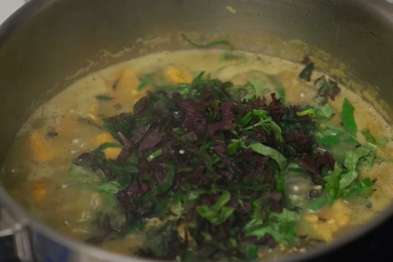 Ốc nấu mẻ lá lốt tía tô ảnh 8