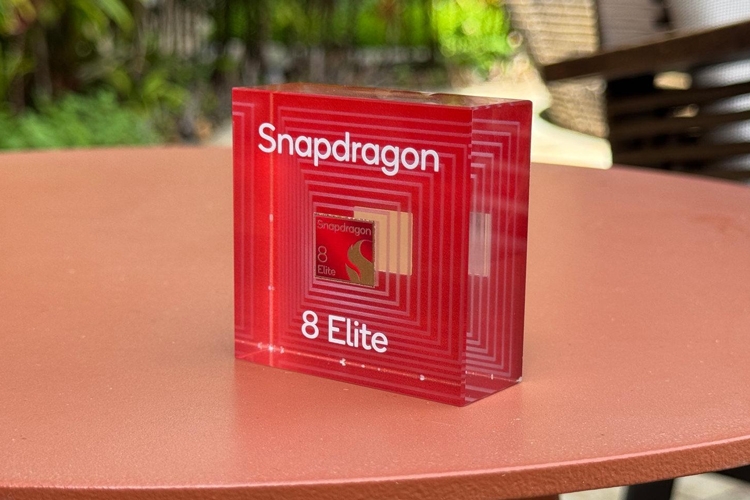 One UI 8 tiết lộ thông tin về bộ vi xử lý của Galaxy Z TriFold