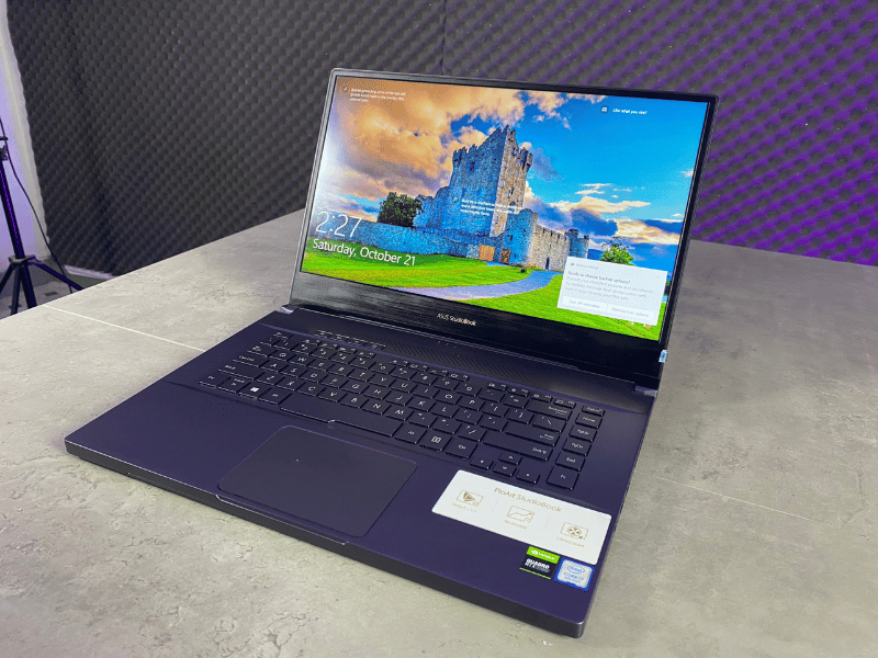 ProArt StudioBook là dòng laptop ASUS cao cấp dành cho designer, editor