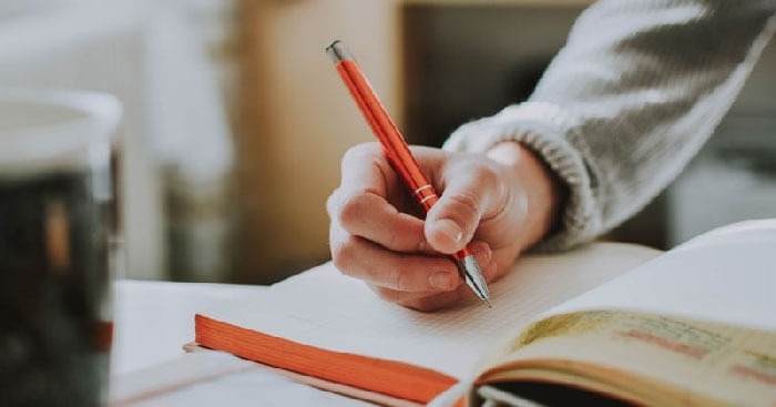 Phép thế là gì 3