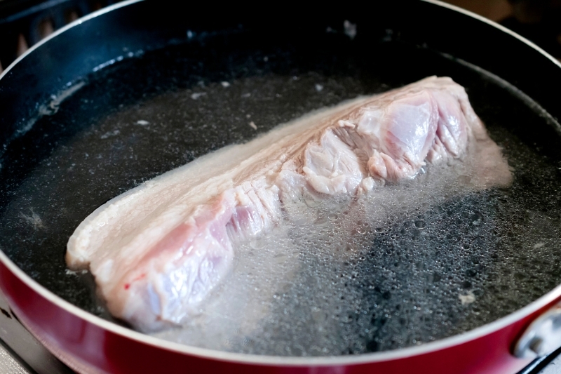 Bước 1: Sơ chế nguyên liệu