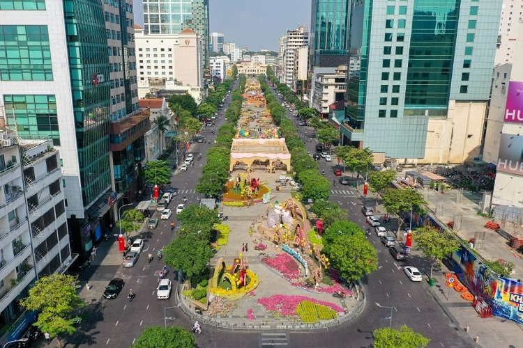 phố đi bộ nguyễn huệ 2