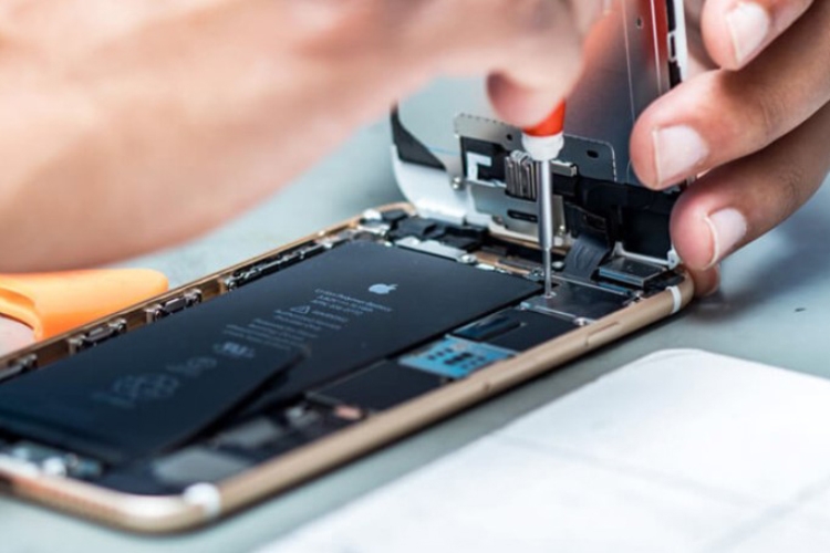 Pin iPhone có thay được không? - hình 1