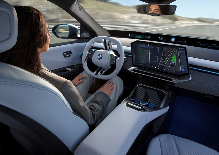 Qualcomm và BMW hợp tác để phát triển công nghệ tự động lái