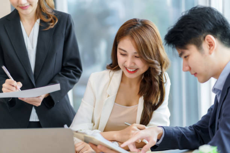 quan hệ lao động là gì 1