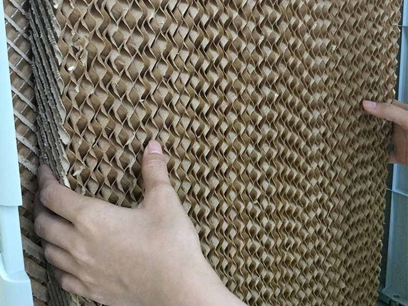 Quạt điều hòa bị rò nước (hình 7)