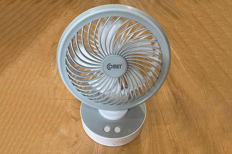 Quạt sạc mini để bàn