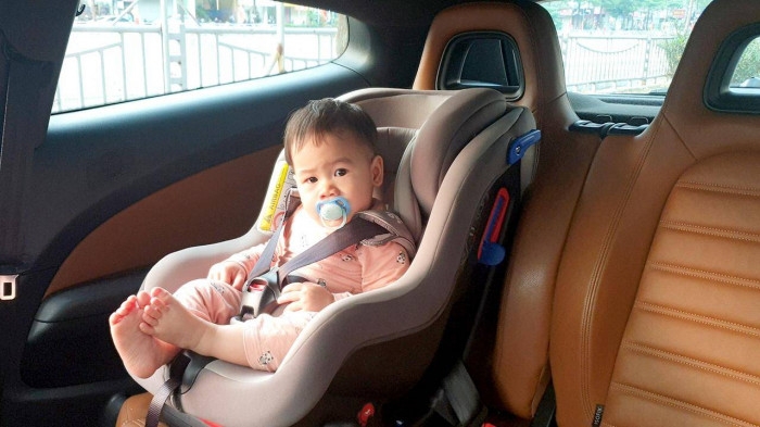 quy định cho trẻ em trên xe ô tô 1