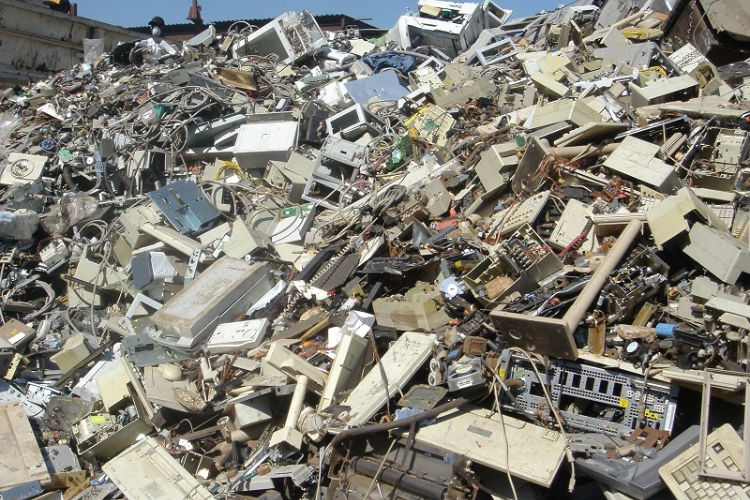 rác vô cơ là gì 3