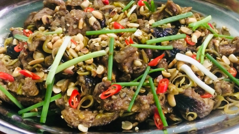 rắn xào sả ớt 2