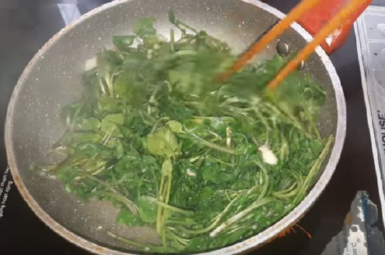 Rau cải xoong xào tôm (Hình 5)