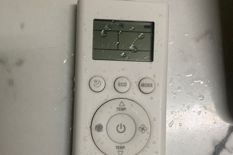 remote máy lạnh không bấm được 1