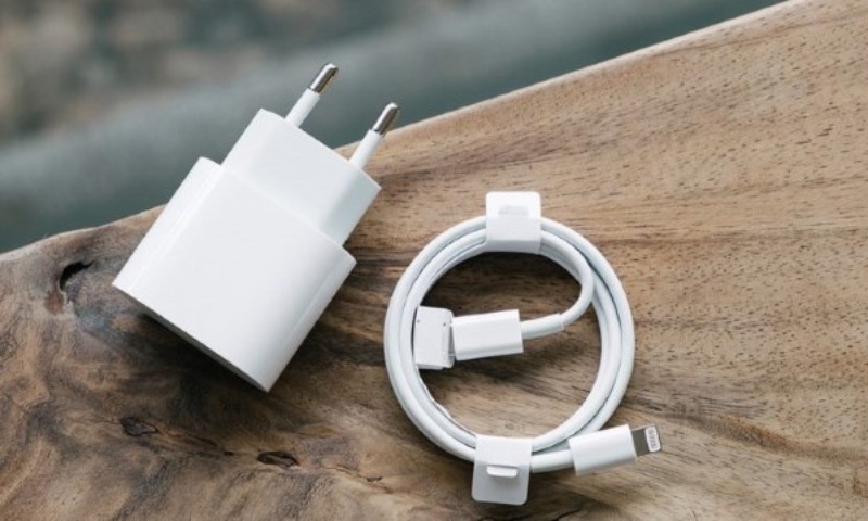 Củ sạc iPhone là lựa chọn phổ biến