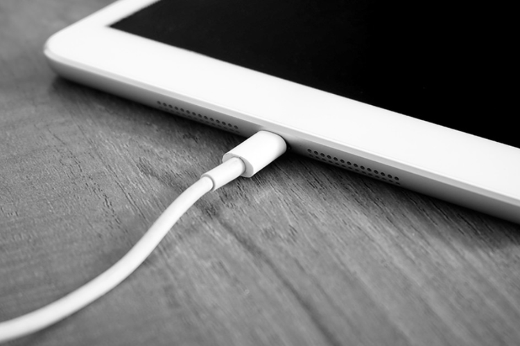 Sạc iPad bao nhiêu W hình 7