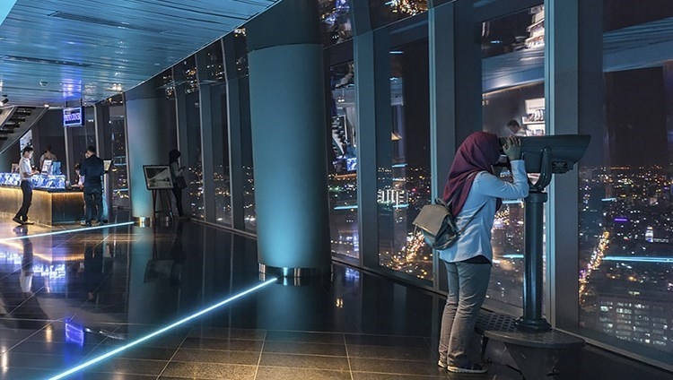 sài gòn đi đâu chơi về đêm 10