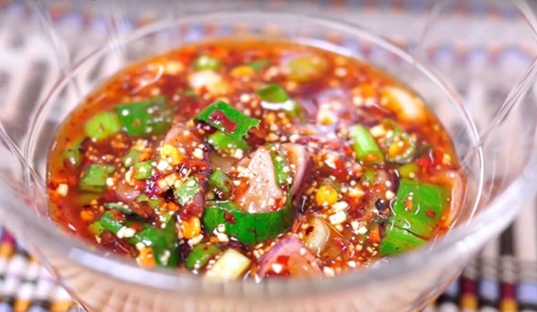 salad mực 16