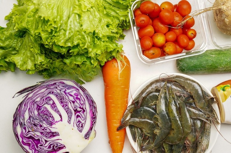salad tôm cần tây sốt chua cay 1