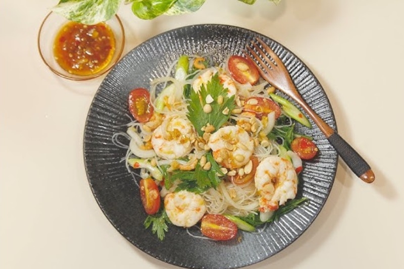 salad tôm cần tây sốt chua cay 5