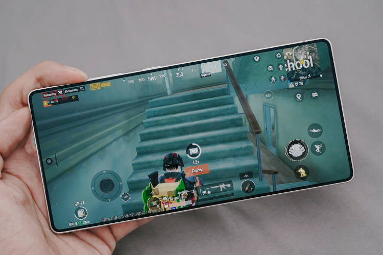 Samsung Galaxy S25 Ultra chơi game có tốt không hình 3